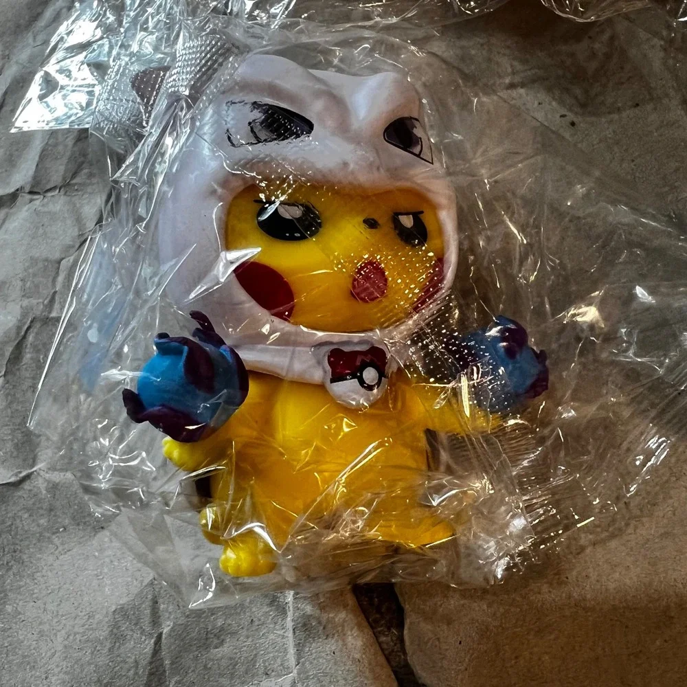 Pokemon 4in Pikachu Poncho 8 Figure Lot Yellow Charizard Greninja Lugia Cosplay
